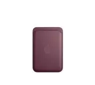 Apple Wallet z tkaniny FineWoven z MagSafe do iPhone Rubinowa morwa